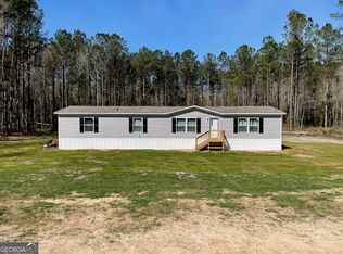5571 Old Dixie Rd, Springfield, GA 31329
