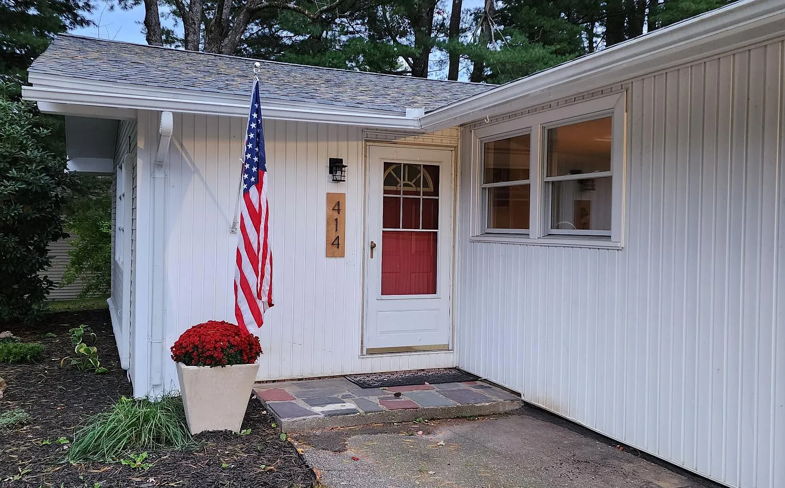 414 Greenwoods Rd — Photo 3