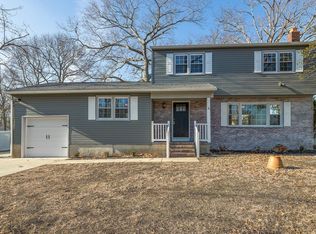111 Explorer Ln, Egg Harbor Township, NJ 08234