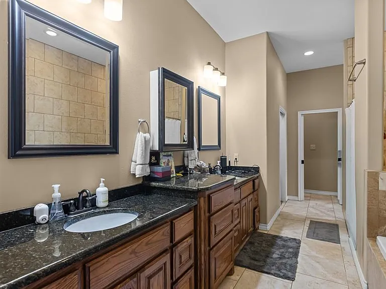 3701 Timber Wolf Trl — Photo 16