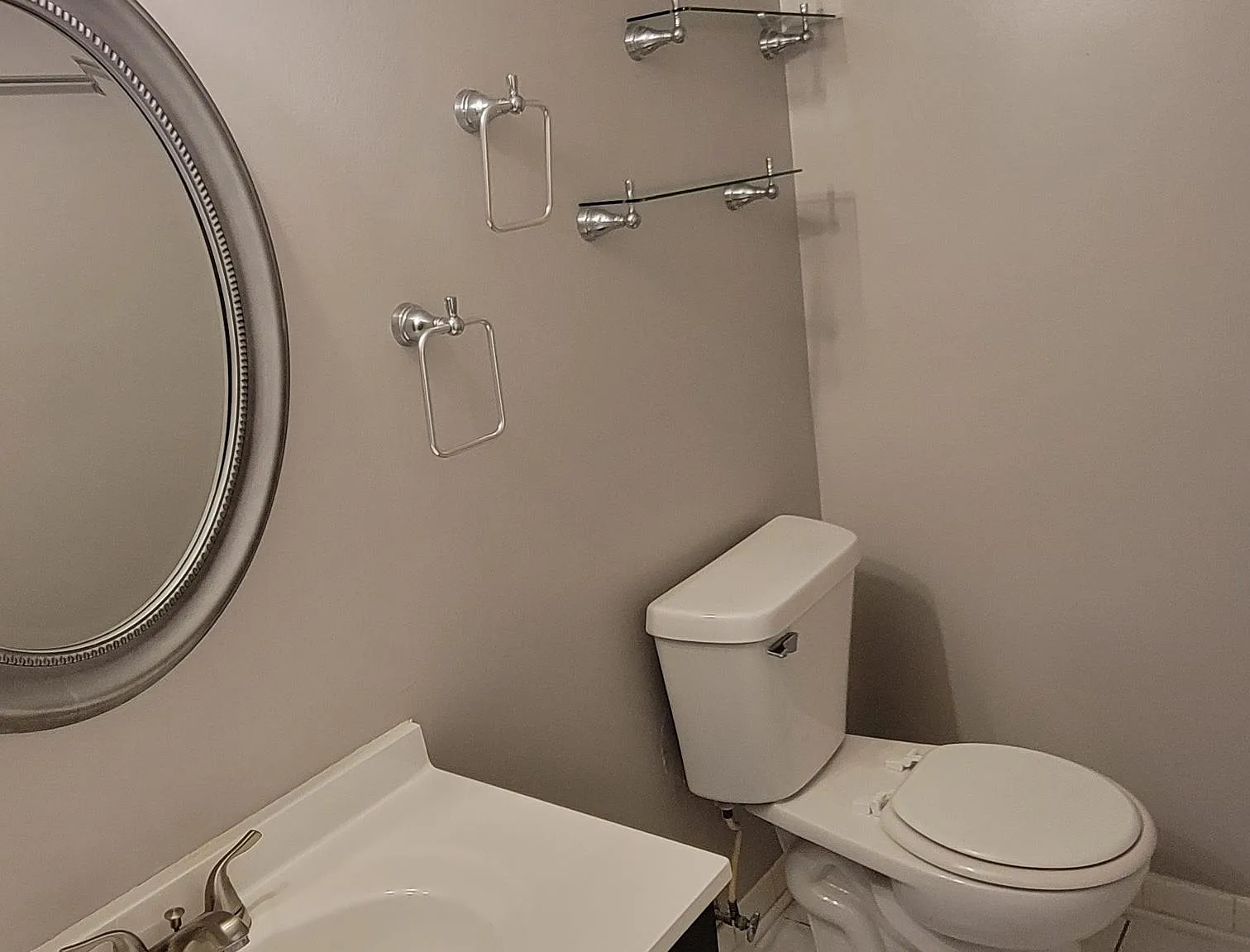 1402 Laurel Valley Dr — Photo 3