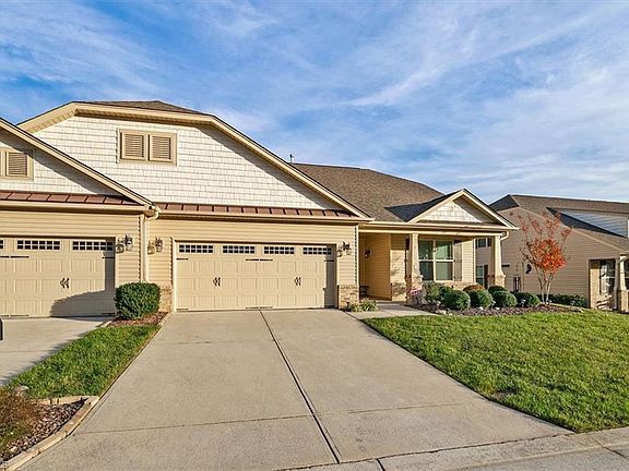 2nd image of 3519 Sainsbury Ln