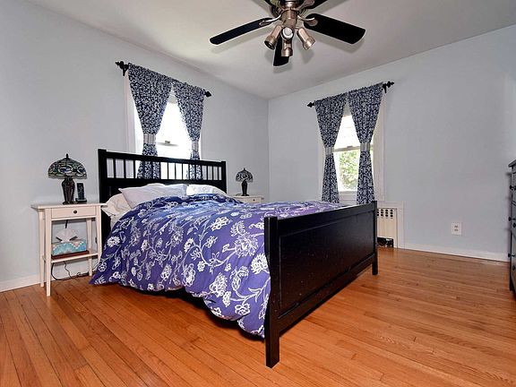 5th image of 391 Washington Ave