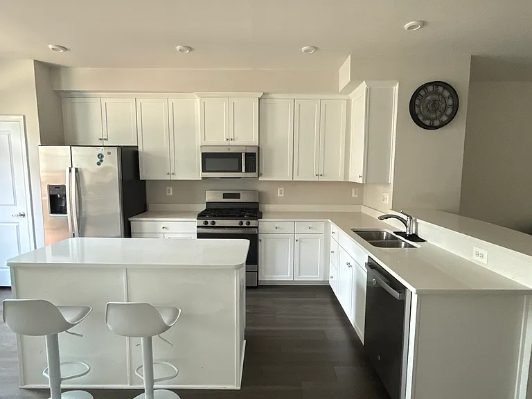 1030 Alum Spring Rd — Photo 13