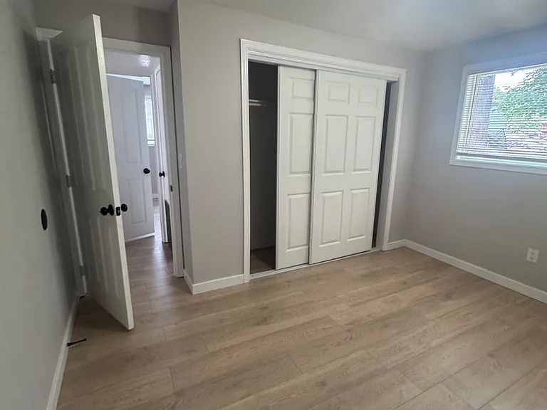 2015-2095 Debbie Way NE — Photo 6