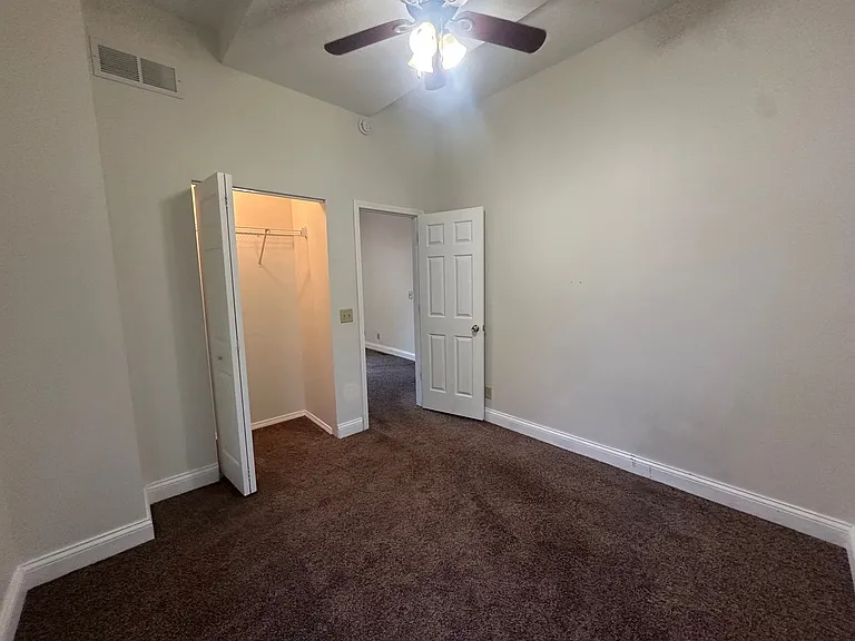 1607 N Roosevelt Ave — Photo 10