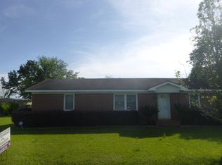 520 N Mattie Ave, Sycamore, GA 31790