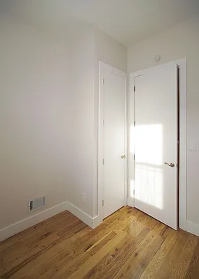 Rented by Evergreen Apartments BK | media 4