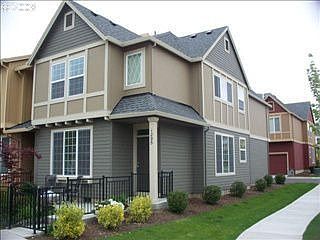 5th image of 1295 SE Roundelay St
