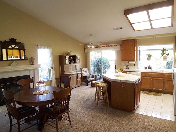 4th image of 10154 River Falls Cir