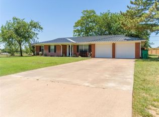 1560 Alexander Rd, Stephenville, TX 76401