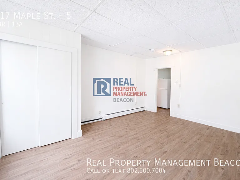 517 Maple St #5 — Photo 2