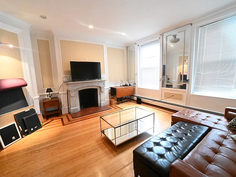 431 Beacon St #1 — Photo 12