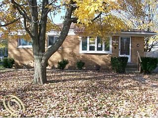1st image of 33291 Kathryn St