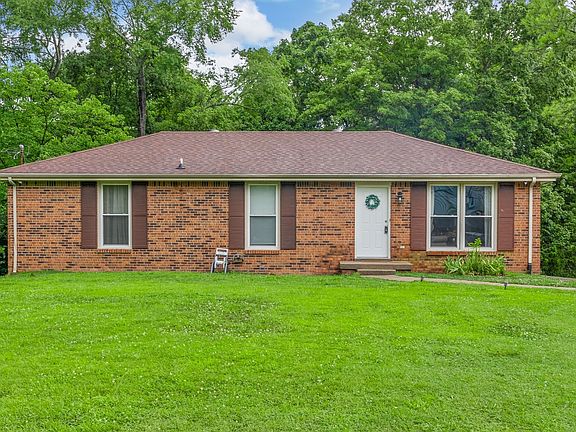 4th image of 305 Barry Dr