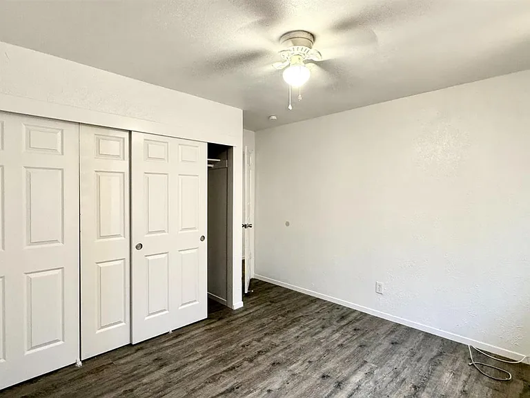 665 S Coalinga St — Photo 10