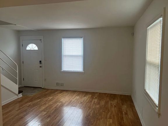 5th image of 2553 Colebrooke Dr