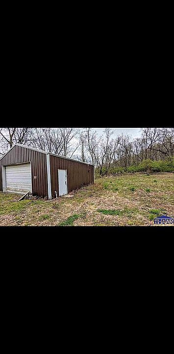 2nd image of 1242 Blackman St