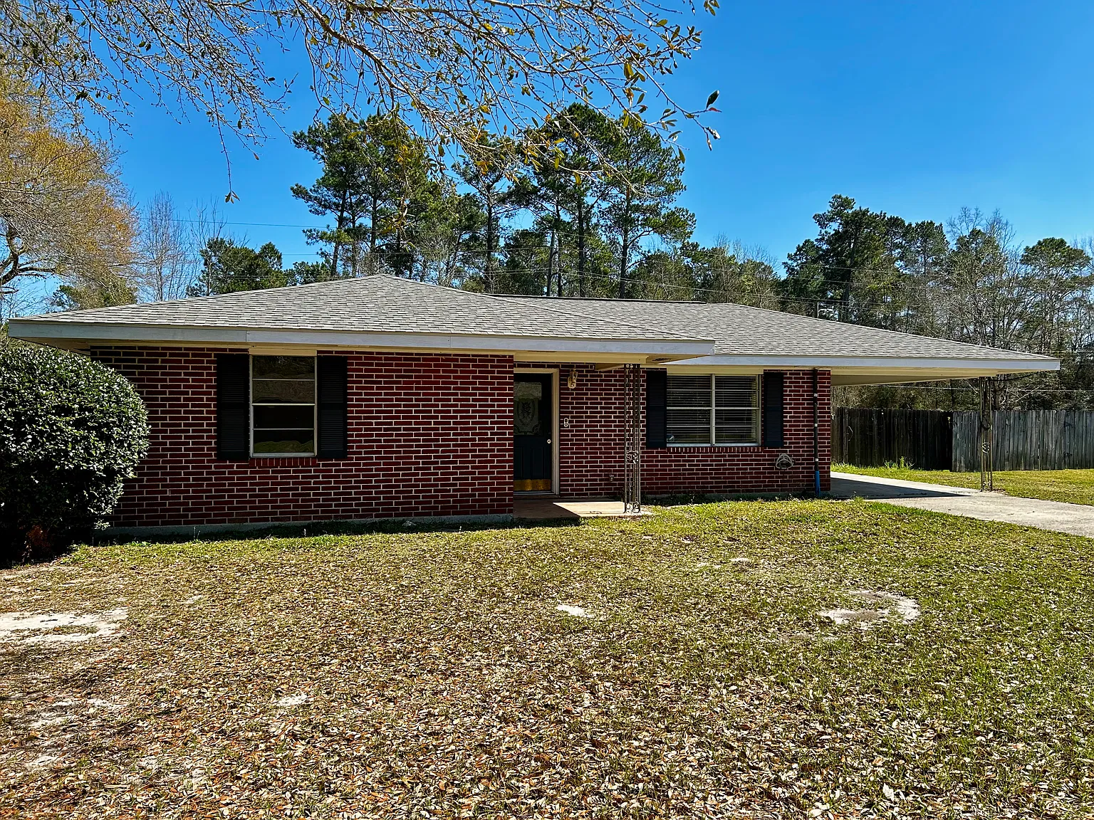3 bed, 1178 sqft, $1,350 — Photo 2