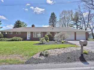 6208 Hilltop Rd, Orefield, PA 18069