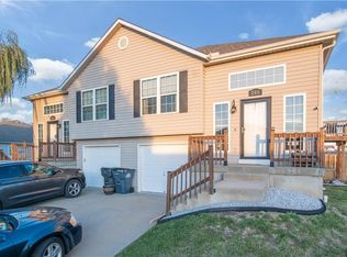 203 NW Sni A Bar Pkwy, Grain Valley, MO 64029