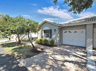 5190 Sabal Gardens Ln APT 4, Boca Raton, FL 33487