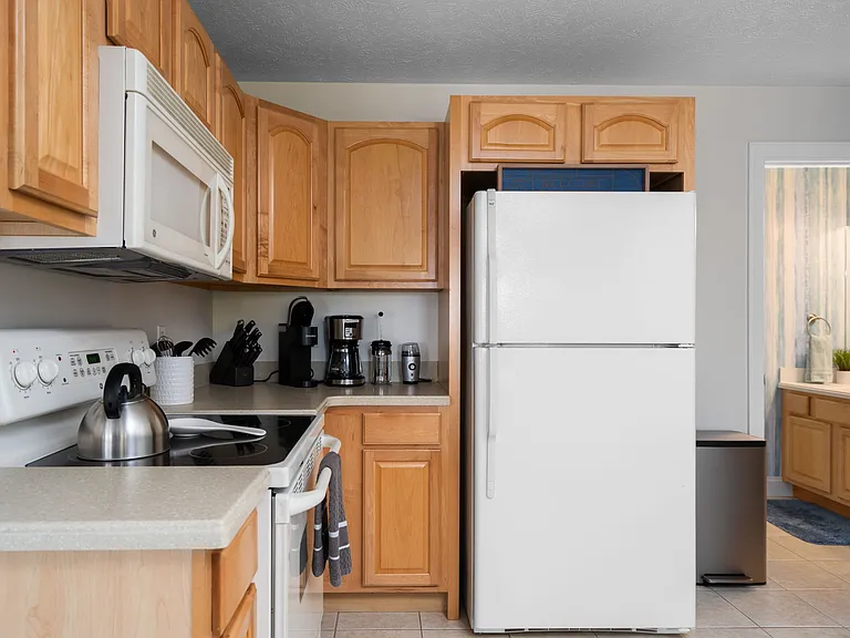 100 Hope St #210 — Photo 49