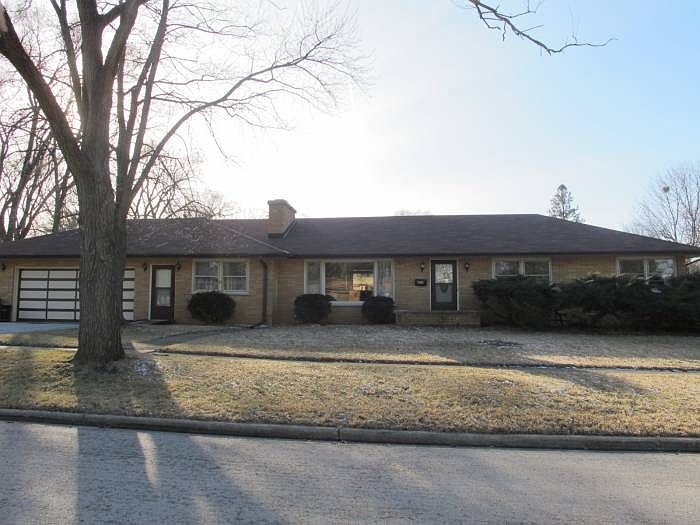 1st image of 804 S Cornell Ave