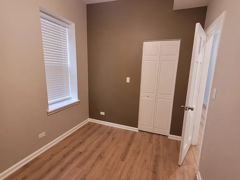 4739 N Albany Ave #1 — Photo 16