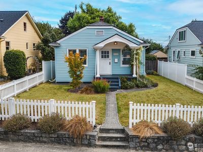 4112 36th Avenue SW, Seattle, WA, 98126