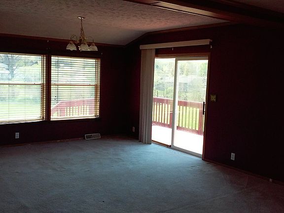 4th image of 1883 Duchess Dr
