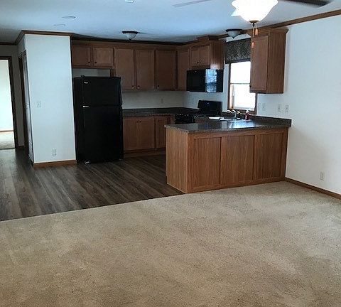 3rd image of 4925 Genesse St #610S