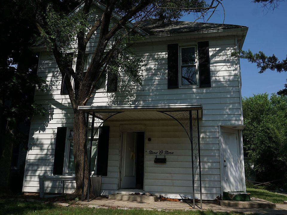 1st image of 909 N Franklin St