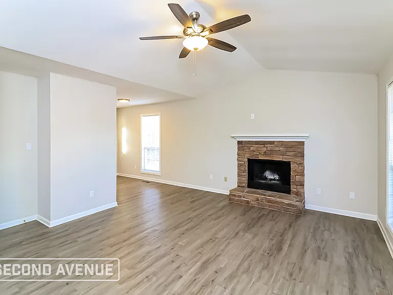 58 Southwind Dr — Photo 4