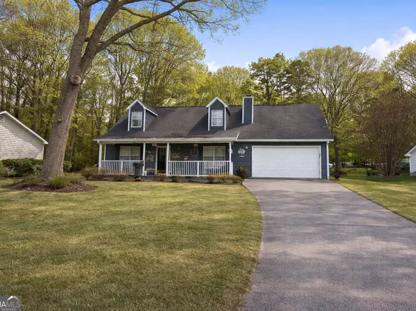 4277 Trotters Ln, Auburn, GA 30011