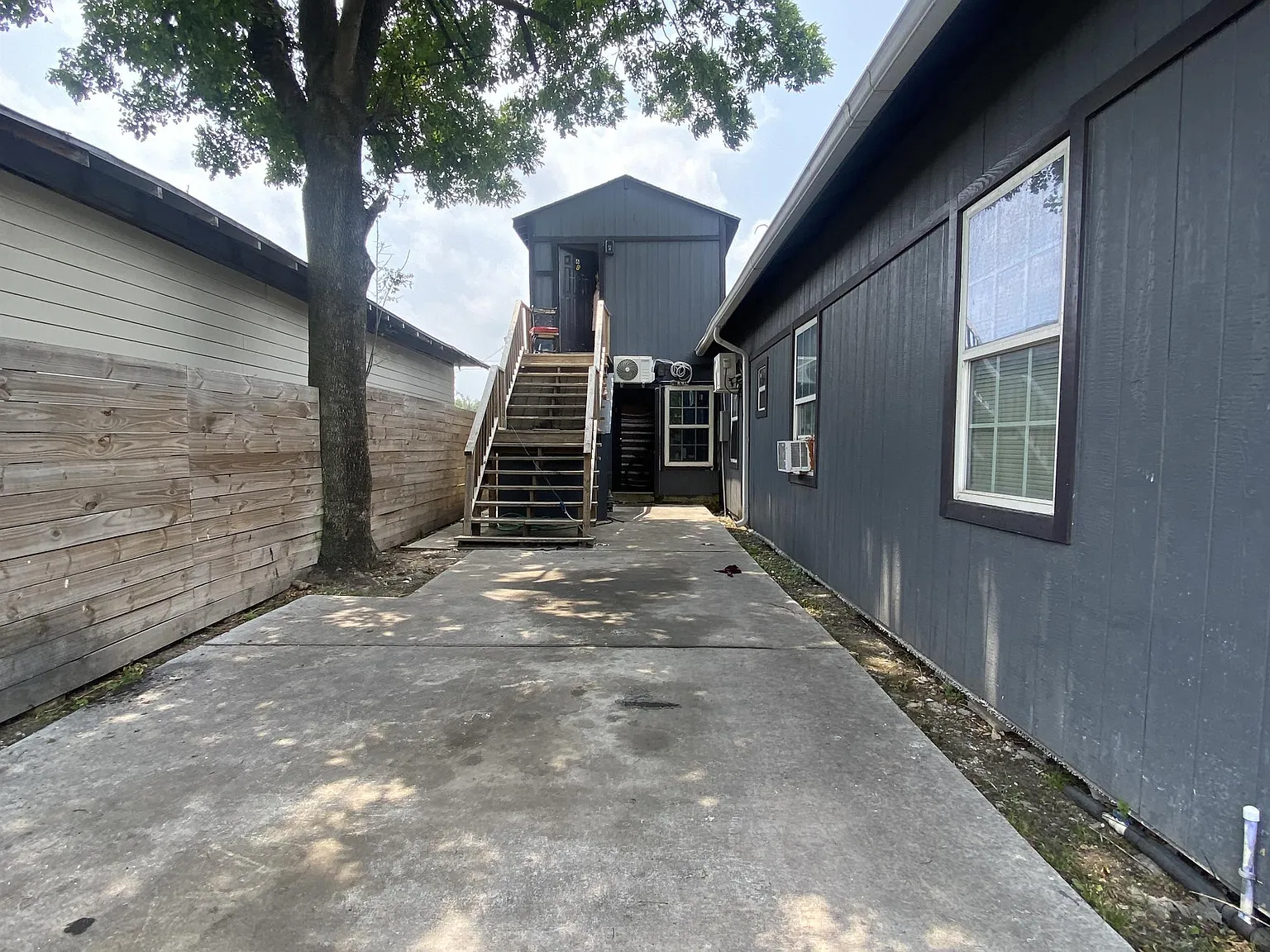 Avenue N — Photo 3