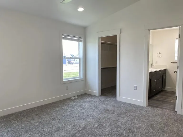 3748OlaVista (10)_09192024
