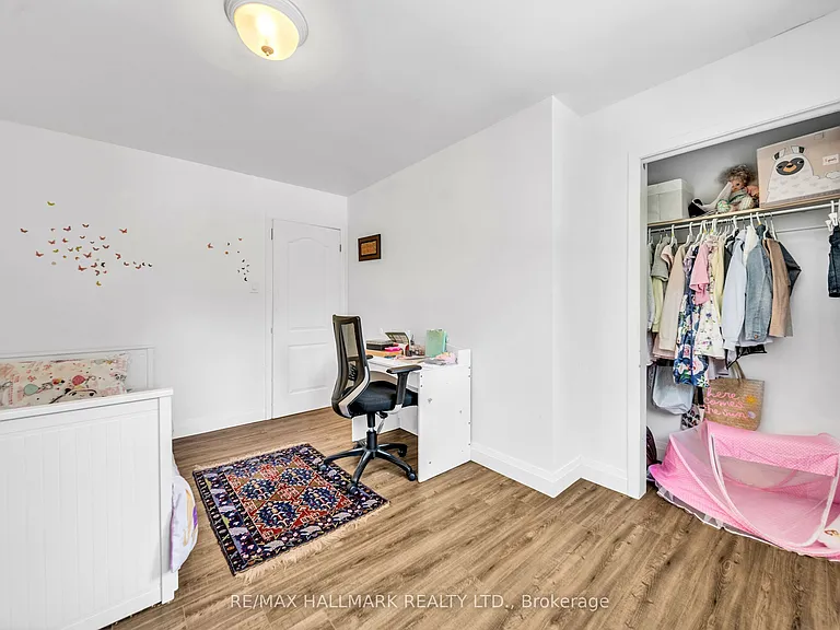 39 Sunnywood Cres — Photo 27