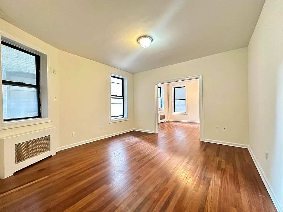 1st image of 250 W 78th St #3X