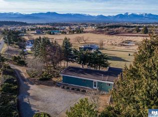 271 Holgerson Rd, Sequim, WA 98382
