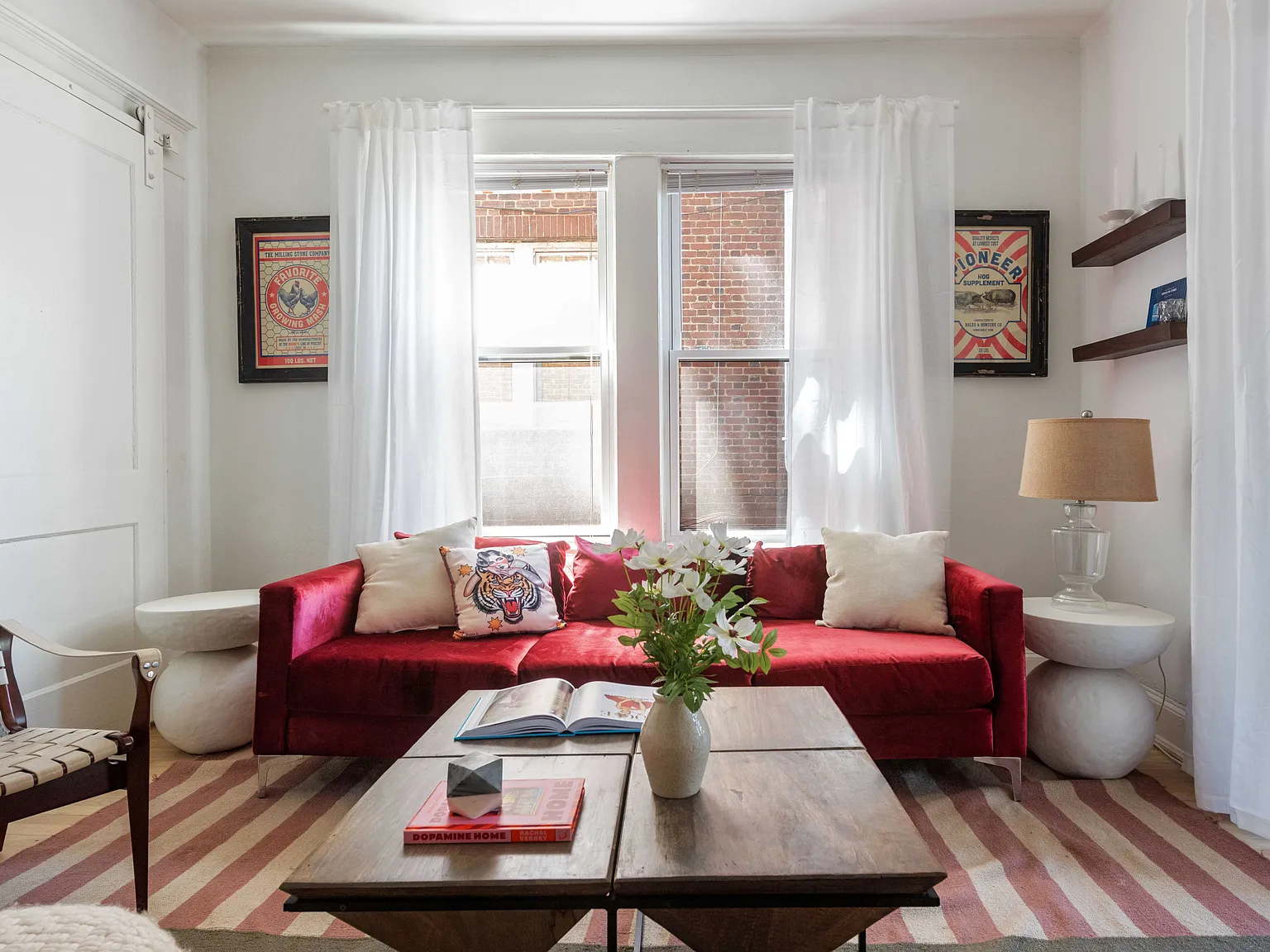 1 bed, 800 sqft, $1,900 — Photo 1
