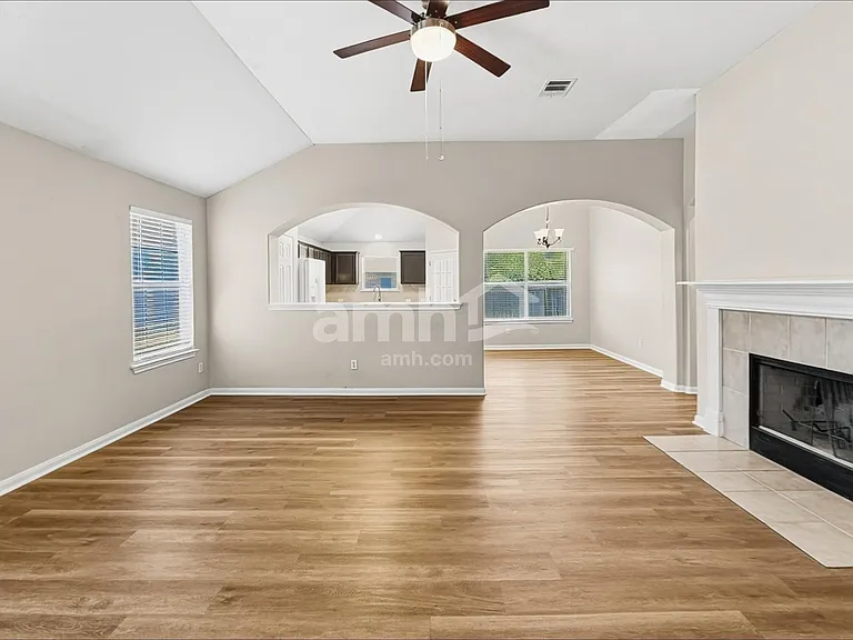 790 Goldenrod St — Photo 7