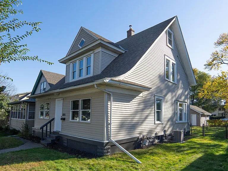 1606 Concordia Ave — Photo 32