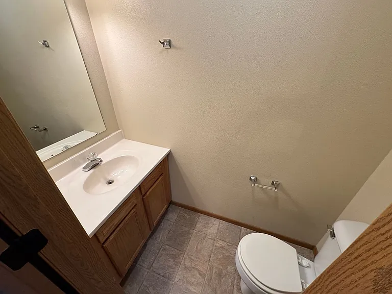698 Hillside Rd — Photo 12