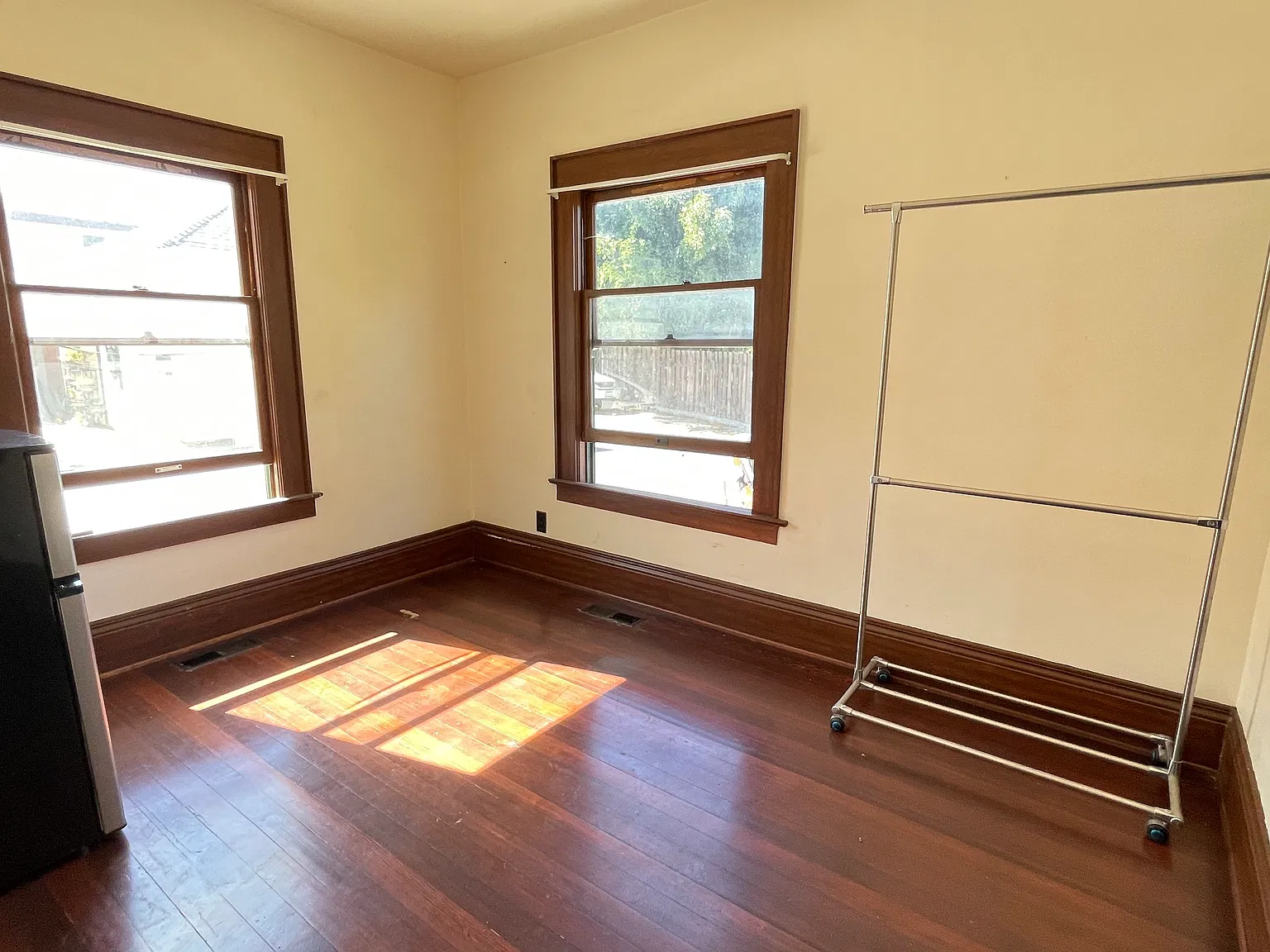 1 bed, $875 — Photo 2