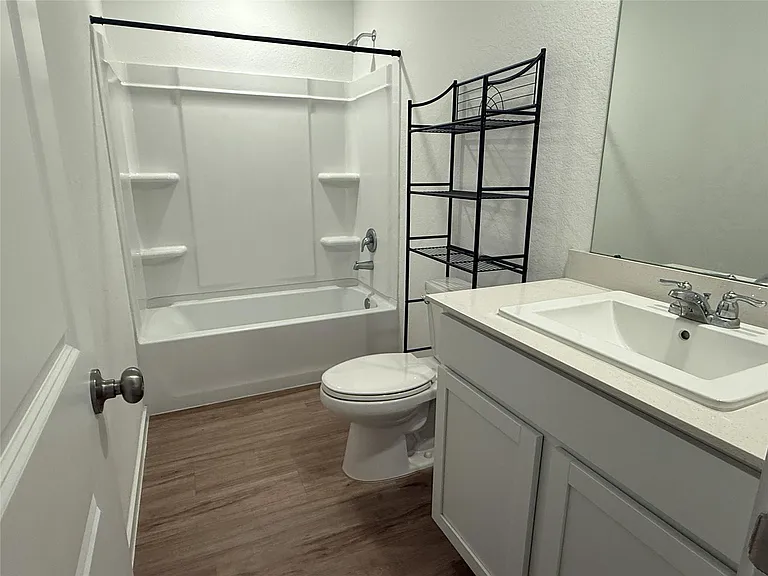529 Falling Cave Dr — Photo 7