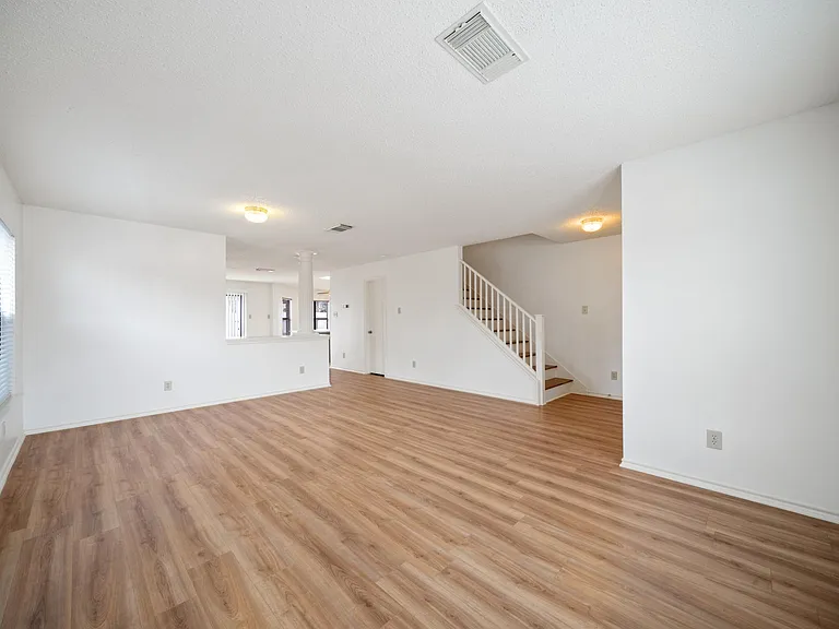 1688 Fir Cir — Photo 18