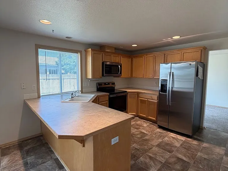 4003 Messara Ln — Photo 7