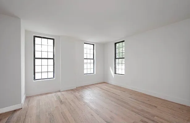 Rented by Compass | media 9