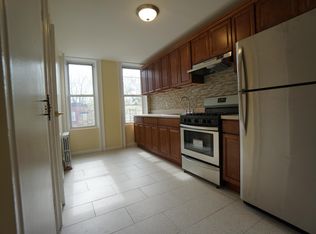 7038 65th Pl APT 2R, Glendale, NY 11385
